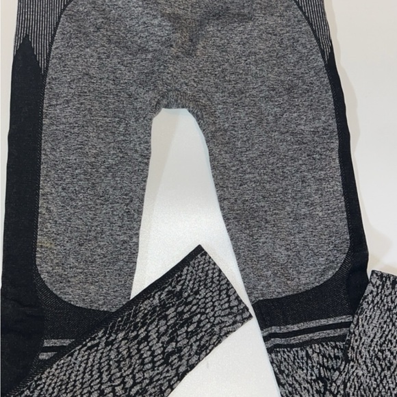 NUX leggings - Picture 2 of 3